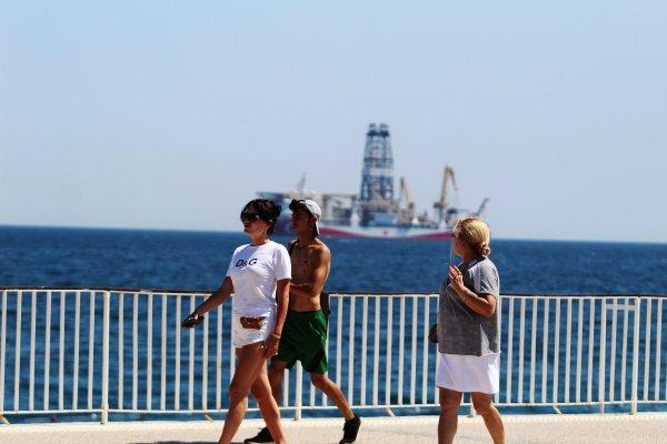 Yavuz Antalya açıklarına ulaştı