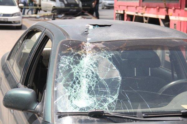 Ankara'da üst geçitten kopan parça kadının üstüne düştü