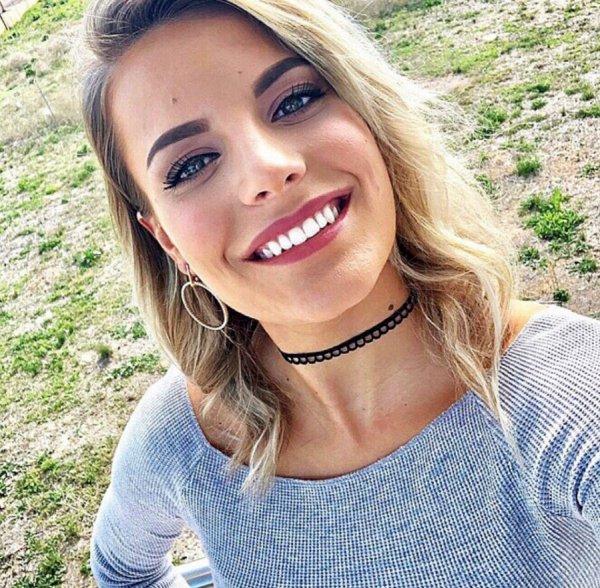 Enes Ünal, sevgilisi ile İtalya'da tatil yapıyor