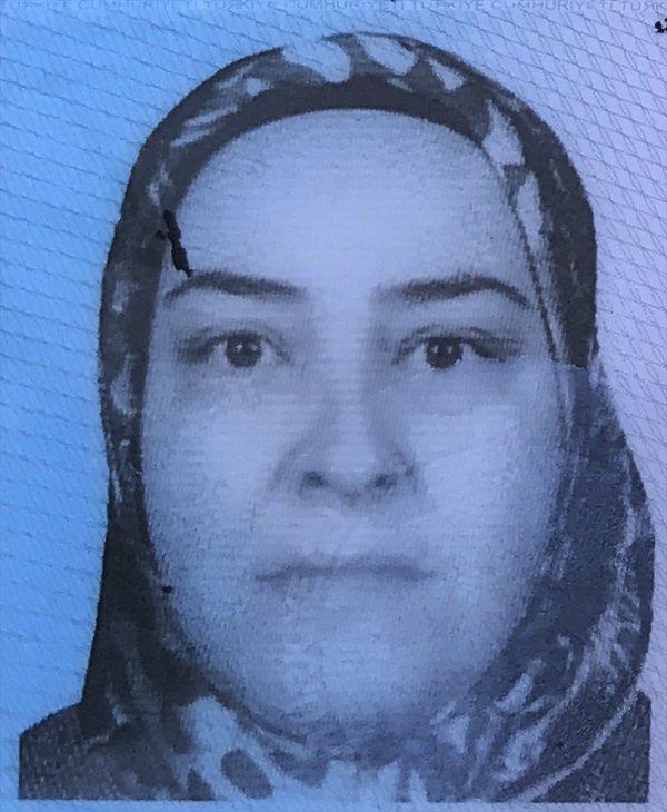 Kütahya'da otomobil şarampole devrildi: 2 ölü, 3 yaralı