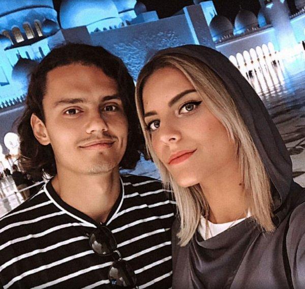 Enes Ünal, sevgilisi ile İtalya'da tatil yapıyor