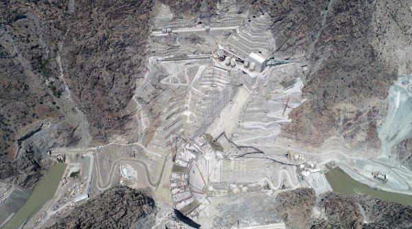 Yusufeli Barajı'nda çalışmalar aralıksız sürüyor