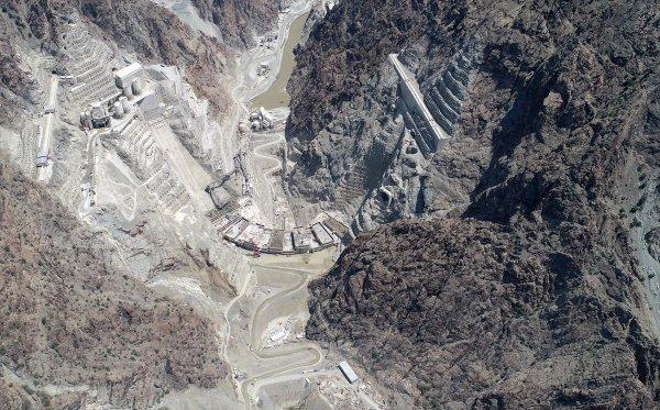 Yusufeli Barajı'nda çalışmalar aralıksız sürüyor