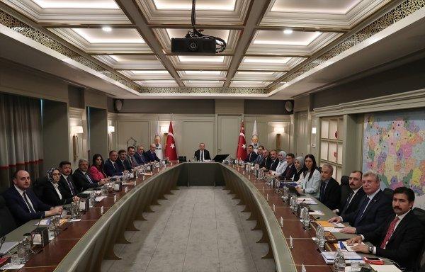 Erdoğan'a göre yargı İmamoğlu'nun önünü kesebilir