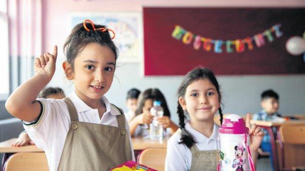 Okula başlama yaşı 69 aya çıkarıldı