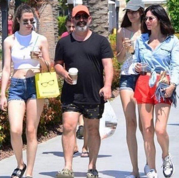 Cem Yılmaz 2 milyonluk aracıyla görüntülendi