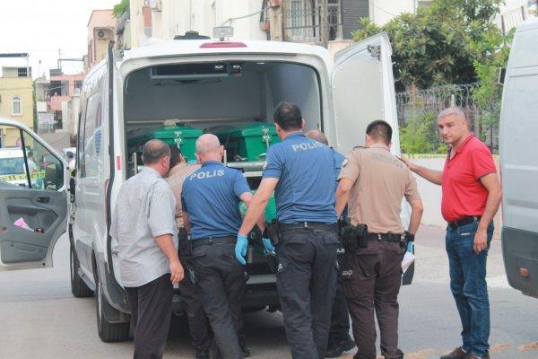 Mersin'de işe giden eski karısını pusu kurup öldürdü