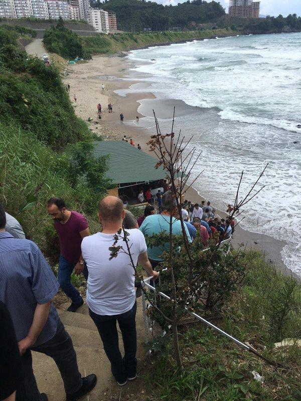 Giresun'da boğulma tehlikesi geçiren 2 kişiden biri kayıp