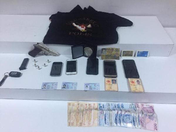 Kadınları gasbeden sahte polisler yakalandı