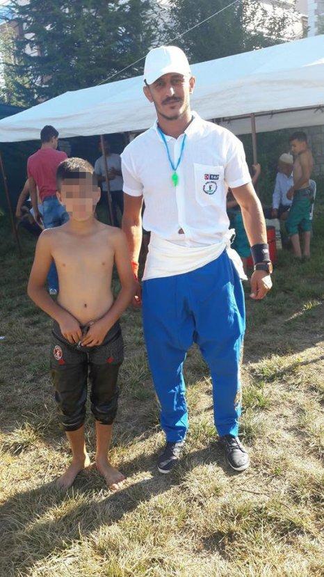 Kendi kaskını arkadaşına verince öldü