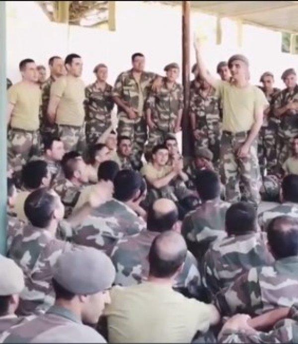 Manuş Baba terhis oldu