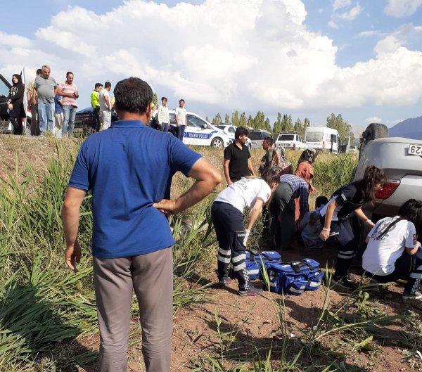 Erzincan’da trafik kazası: 4 yaralı