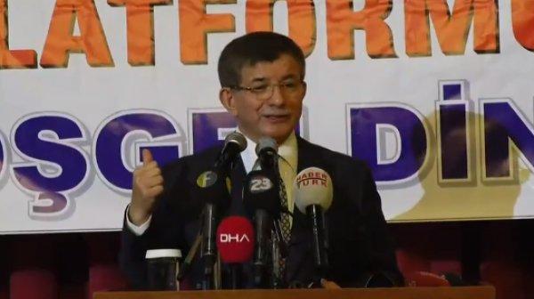 Ahmet Davutoğlu, AK Parti'yi yerden yere vurdu