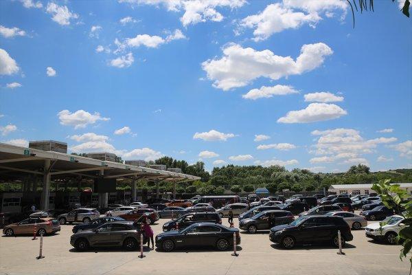 Gurbetçiler tatil tercihini Türkiye'den yana kullanıyor