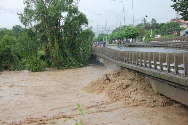 Karadeniz'de yine sağanak etkili olacak