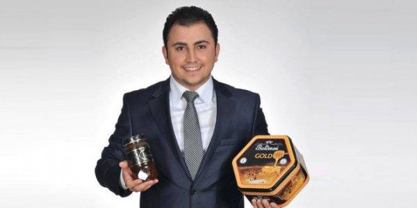 Bal satışıyla tanınan Ekrem İncel'in evine hırsız girdi