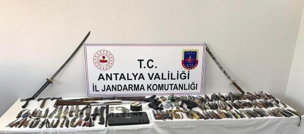 Erkek çocuklarını istismar eden sapık tutuklandı