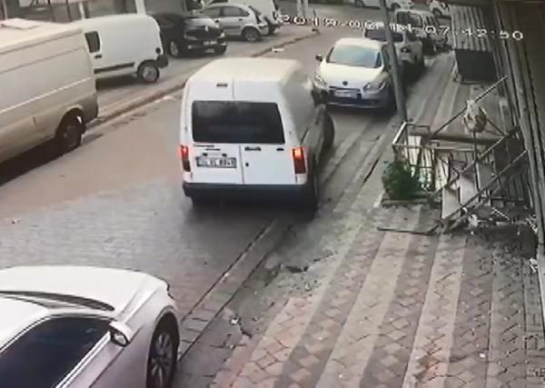 İstanbul'da filmleri aratmayan hırsız polis kovalamacası