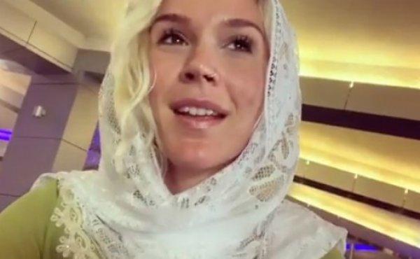 İran, İngiliz şarkıcı Joss Stone'u sınır dışı etti