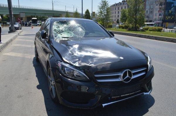 İstanbul'da otogar girişinde kaza: 1 ölü, 1 yaralı