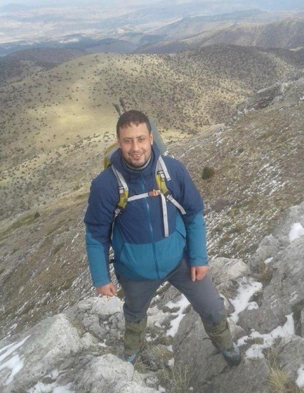Çığ altında kalan kayıp dağcının cesedine ulaşıldı