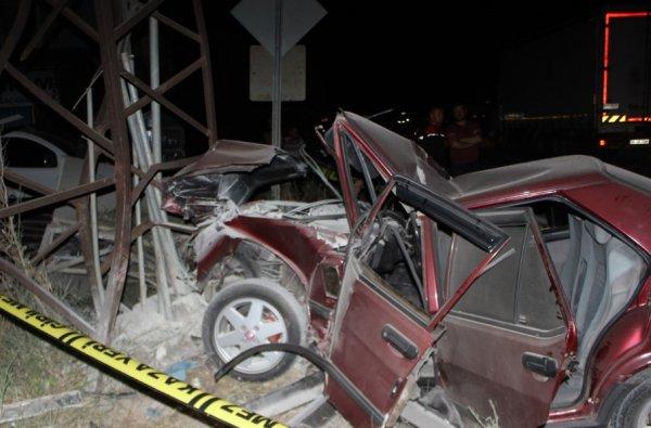 Bilecik'te kontrolden çıkan otomobil kaza yaptı: 3 yaralı