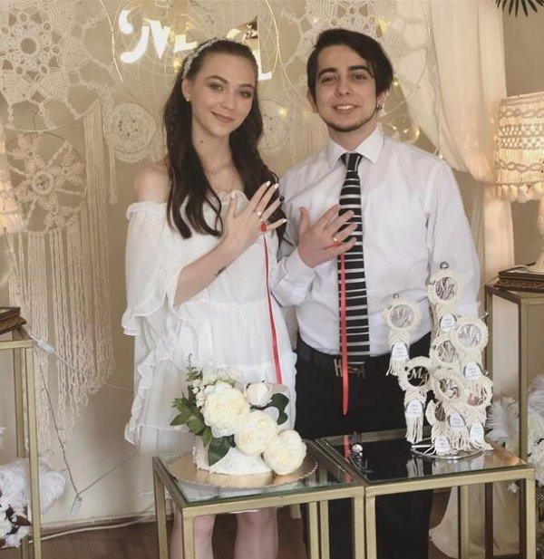 Miray Akay 21 gün nişanlı kalabildi