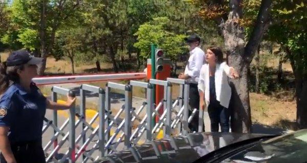 ODTÜ'de CHP'li Gamze Taşçıer polislerle tartıştı