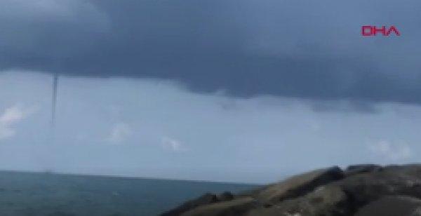 Rize’de denizde çıkan hortum panik yaşattı