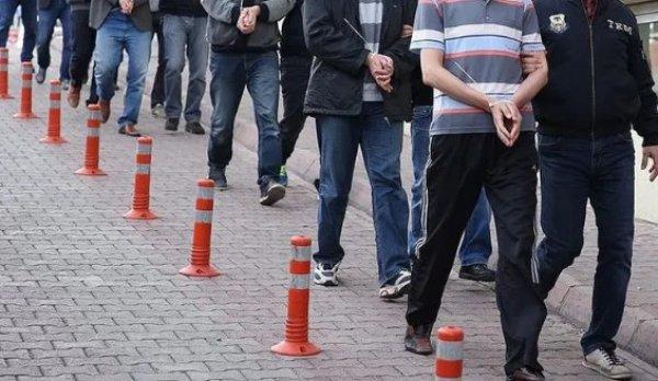 Mersin’de kaçakçılık yapan 5 polis gözaltına alındı