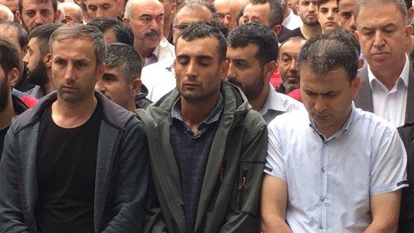 Nişanlısı tarafından öldürülen genç kadın defnedildi