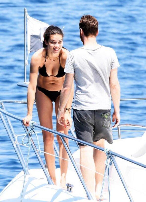 Metin Hara'dan Adriana Lima açıklaması