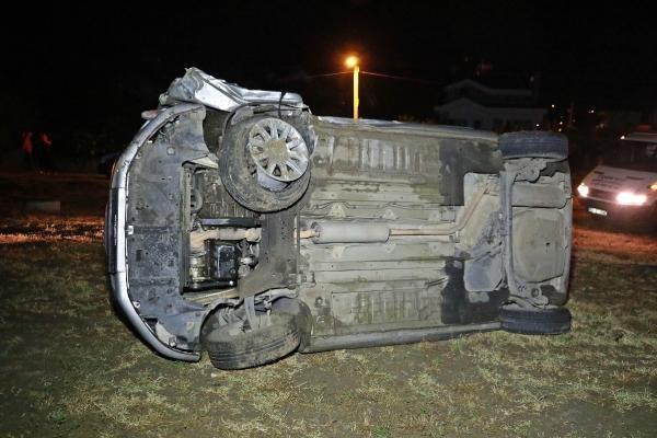 15 yaşındaki çocuğun kullandığı otomobil devrildi: 1 ölü