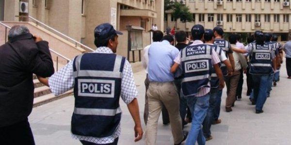 3 yılda 29 bin 382 kamu görevlisine FETÖ'den dava açıldı