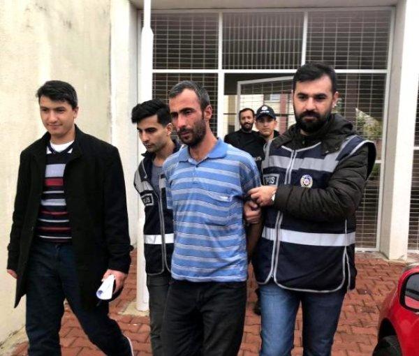 Eşini sokak ortasında öldüren zanlı hakim karşısına çıktı