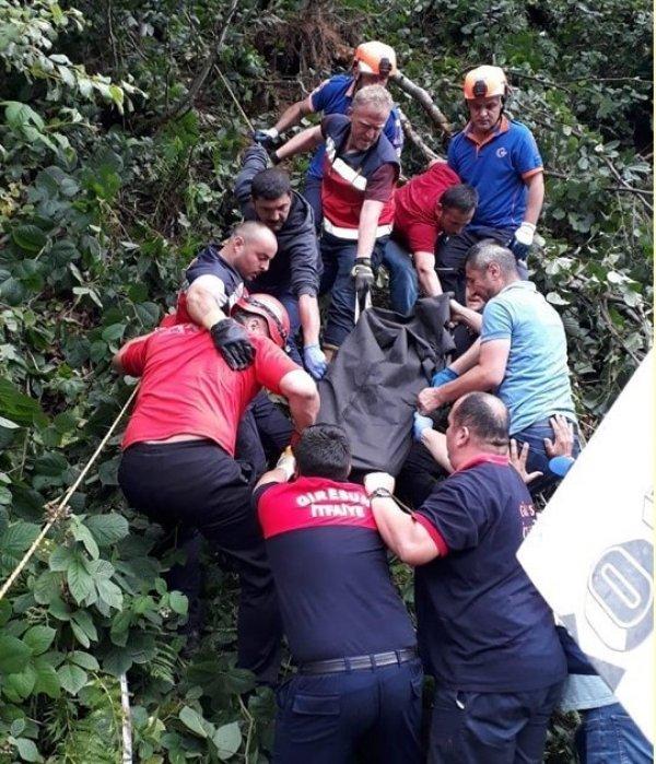 Giresun'da yolcu minibüsü şarampole yuvarlandı