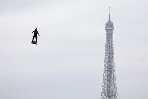 Fransa'da 14 Temmuz kutlamaları