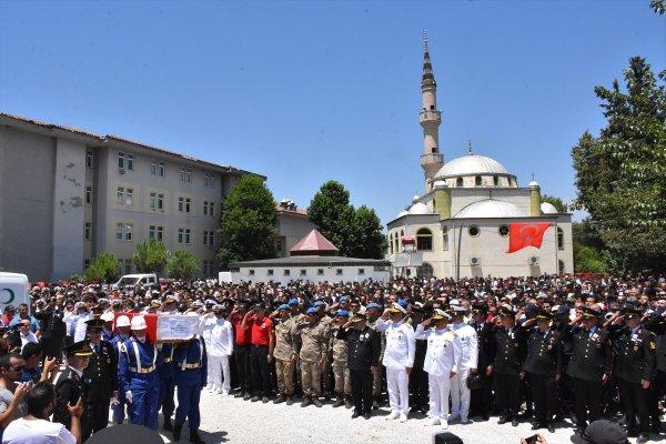 Şehit uzman çavuş Muğla'da son yolculuğuna uğurlandı