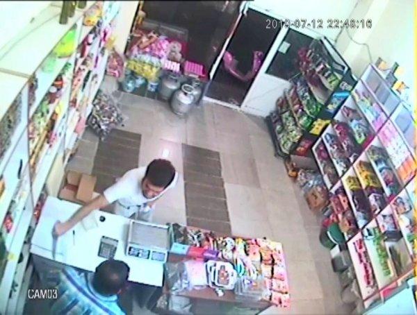 Adanalı bıçaklı hırsız, bakkalın 350 lirasını gasbetti
