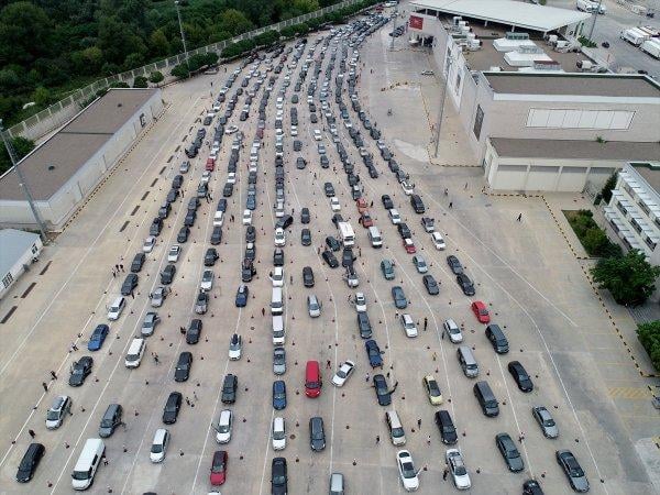 Edirne sınır kapılarında yoğunluk