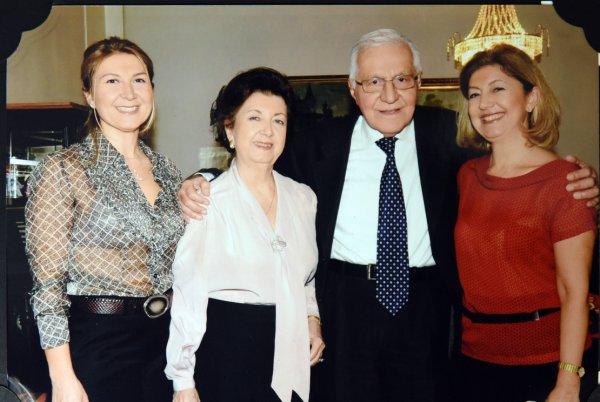 Psikiyatrinin Duayeni Prof. Dr. Özcan Köknel, ruhlara ayna tutuyor