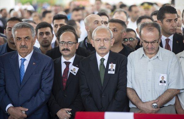 Erbil'de şehit edilen diplomat toprağa verildi