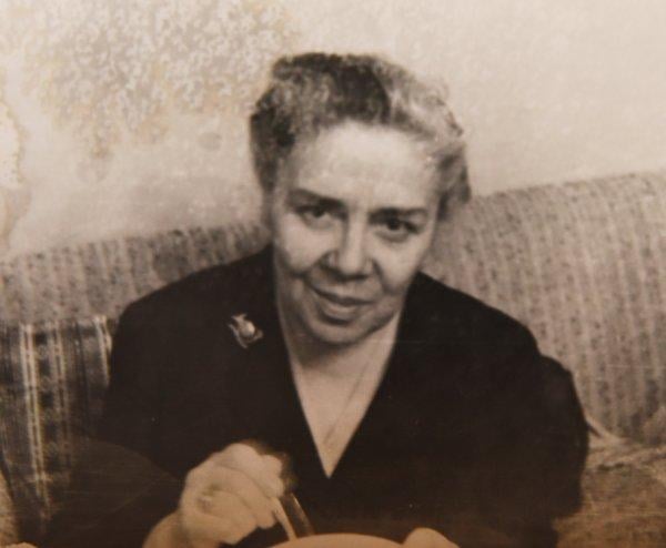 Psikiyatrinin Duayeni Prof. Dr. Özcan Köknel, ruhlara ayna tutuyor