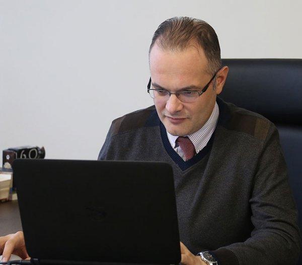 Salih Uyan Dijital Dünyada E-beveyn Olmak röportajı