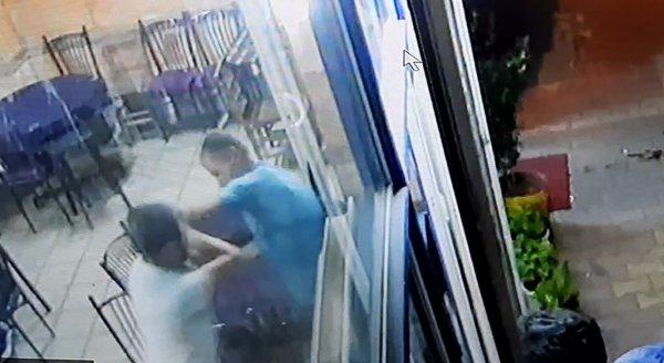 Adıyaman'da kardeş kavgası kamerada