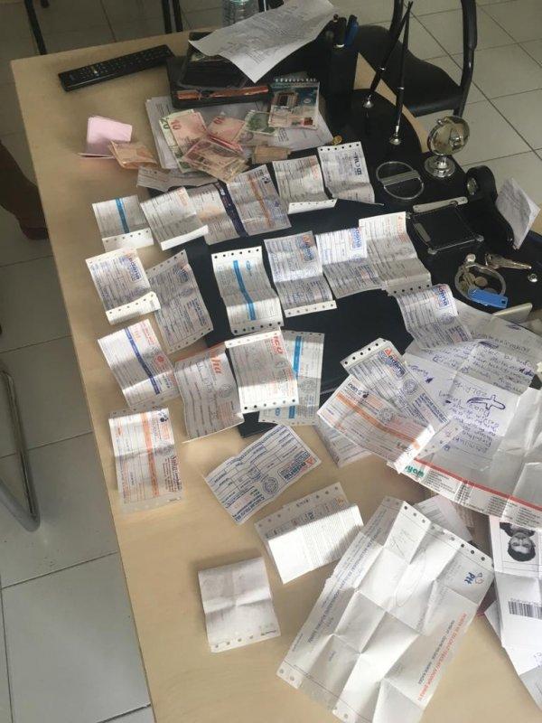 Kendine bilet aldıran dilencinin oyununu zabıta bozdu