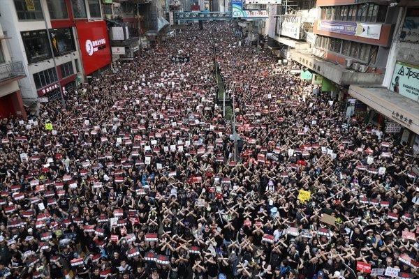 Hong Kong'da Çin'e iade tasarısına karşı protestolar