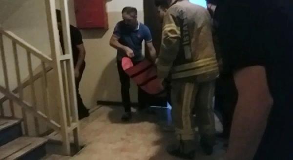 Asansör boşluğuna sıkışan adam hayatını kaybetti