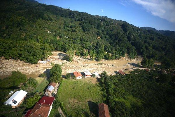 Düzce'deki felaket bölgesinde 66 bina boşaltılacak