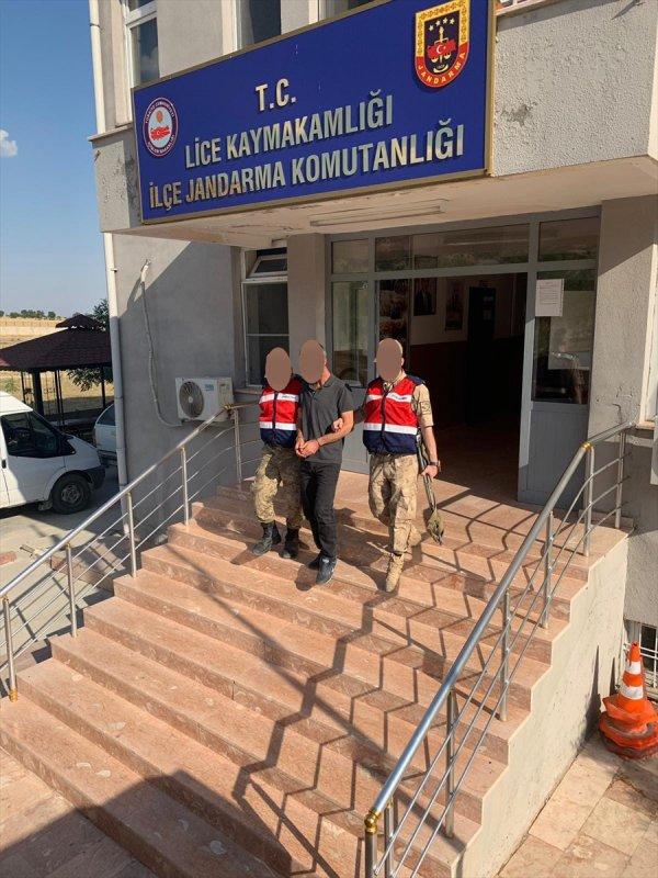 Diyarbakır'da iki terörist yakalandı